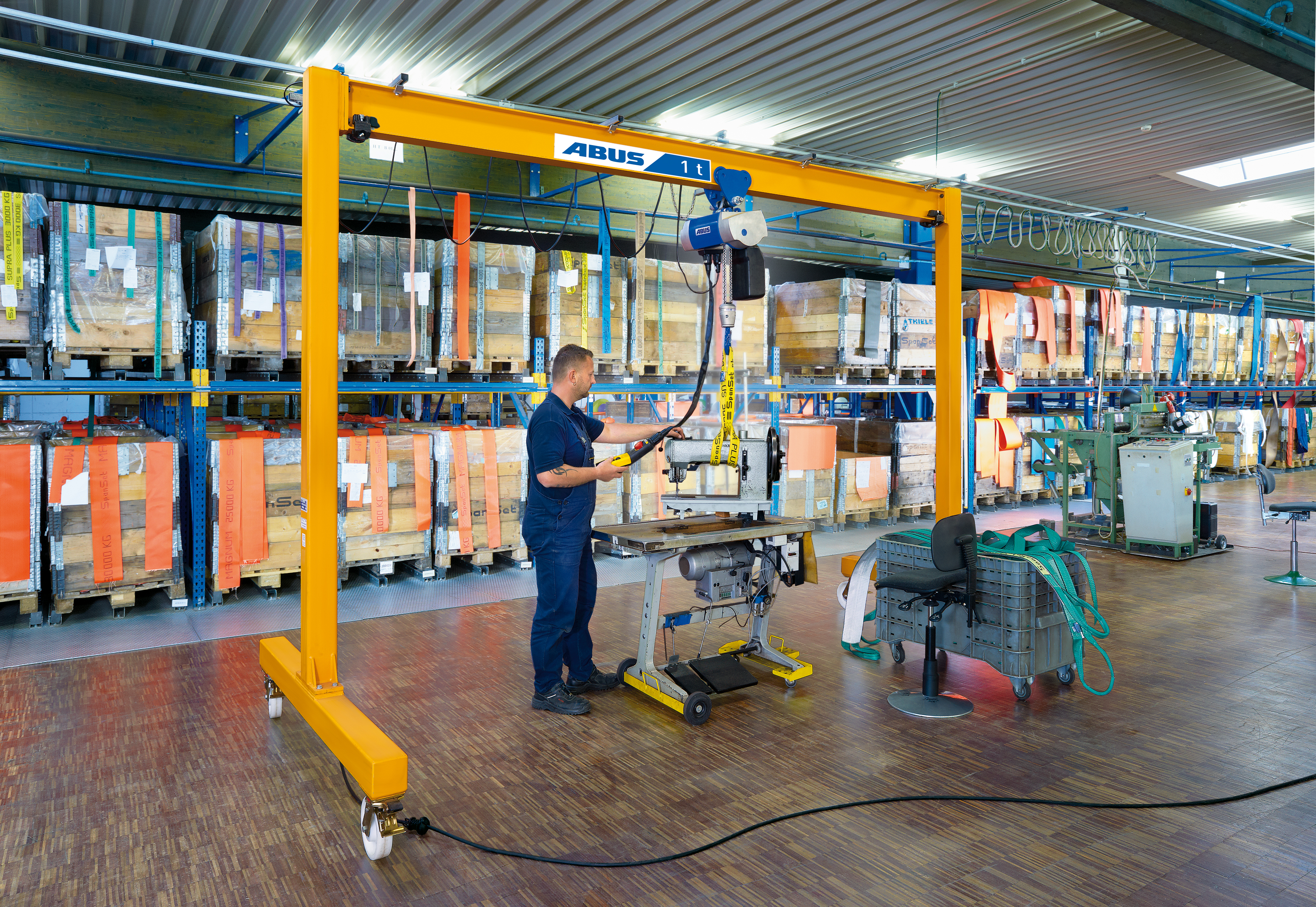 Lightweight mobile gantry crane